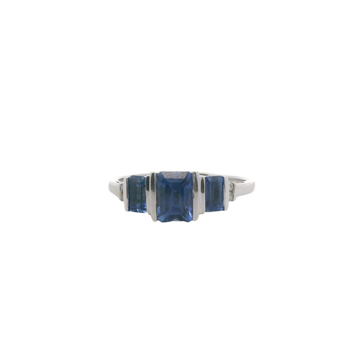 Estate 10K White Gold 1.32ctw Iolite & Diamond Three Stone Ring