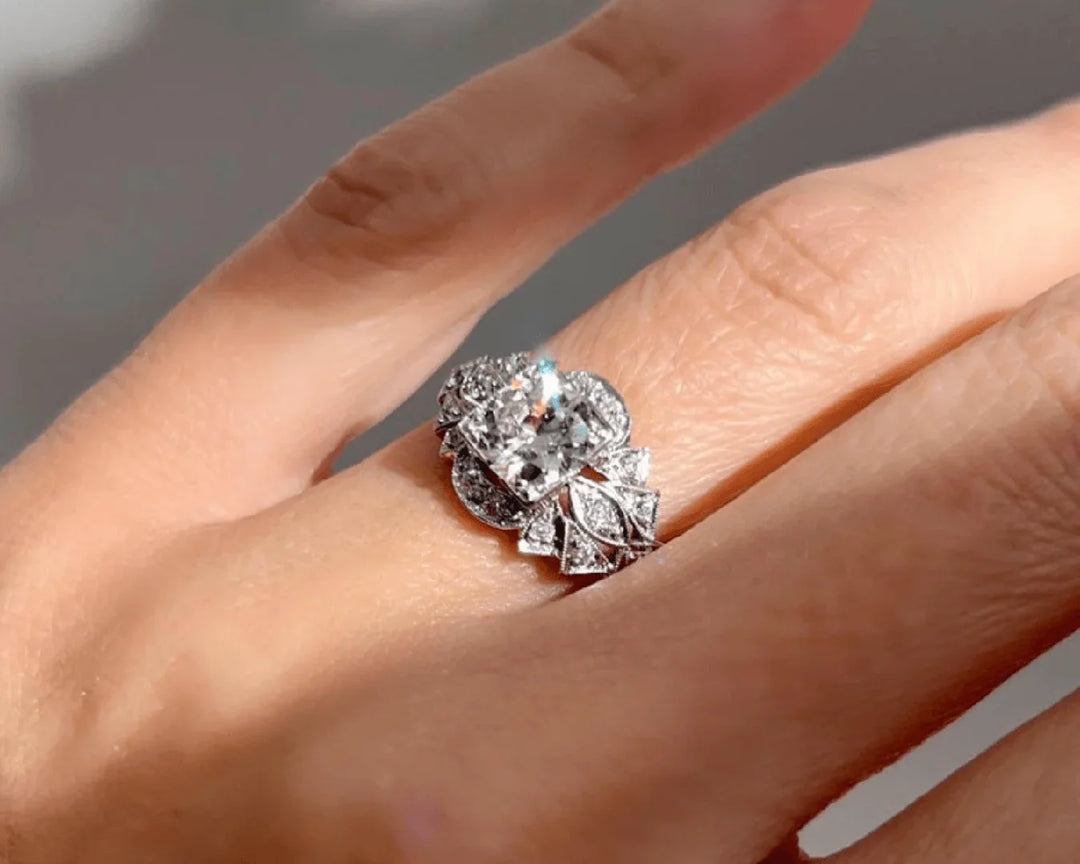 Our Guide to Antique Diamond Rings: From Historic Cuts to Smart Buying