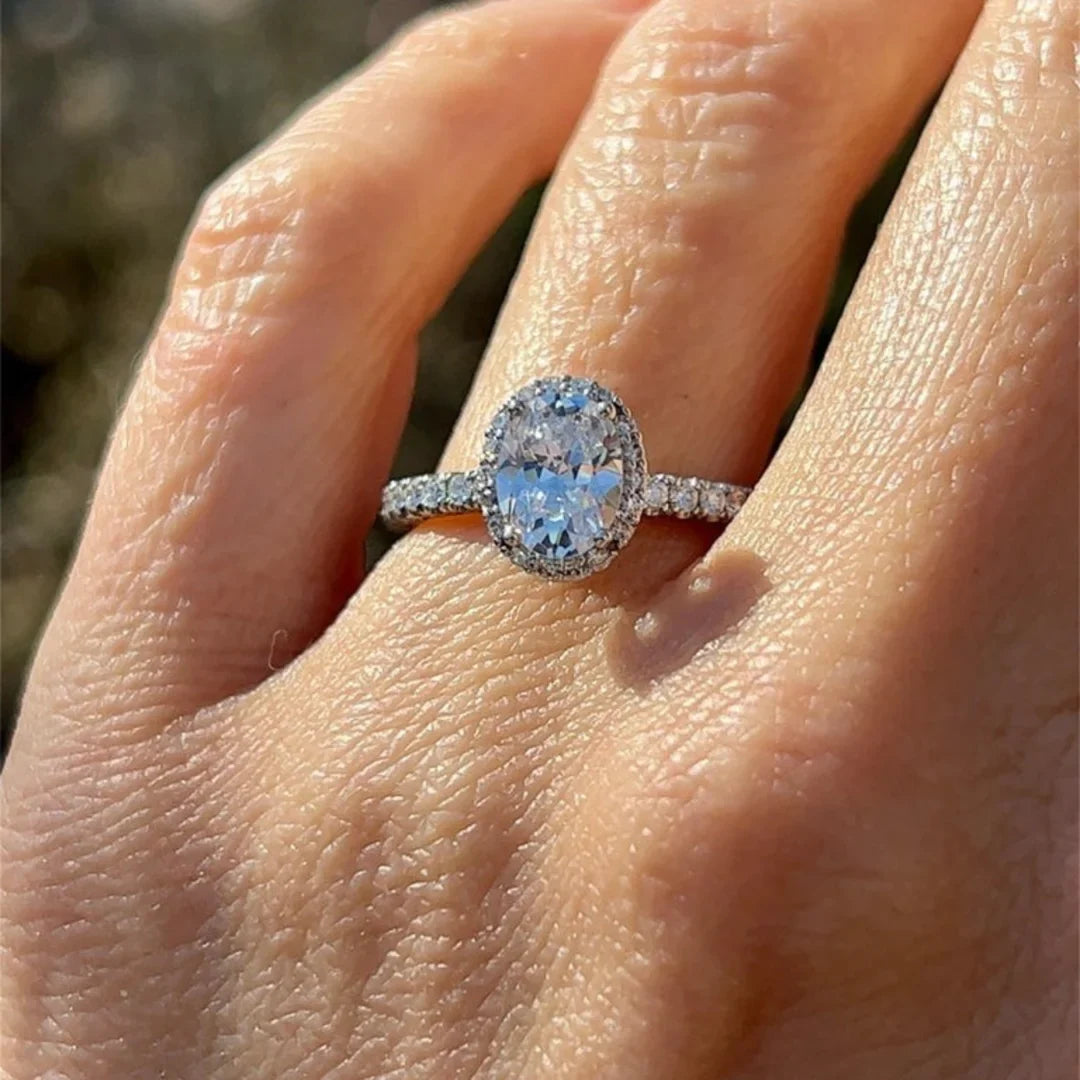 Why 2 Carat Oval Lab Grown Diamonds Are Winning the Ring Game
