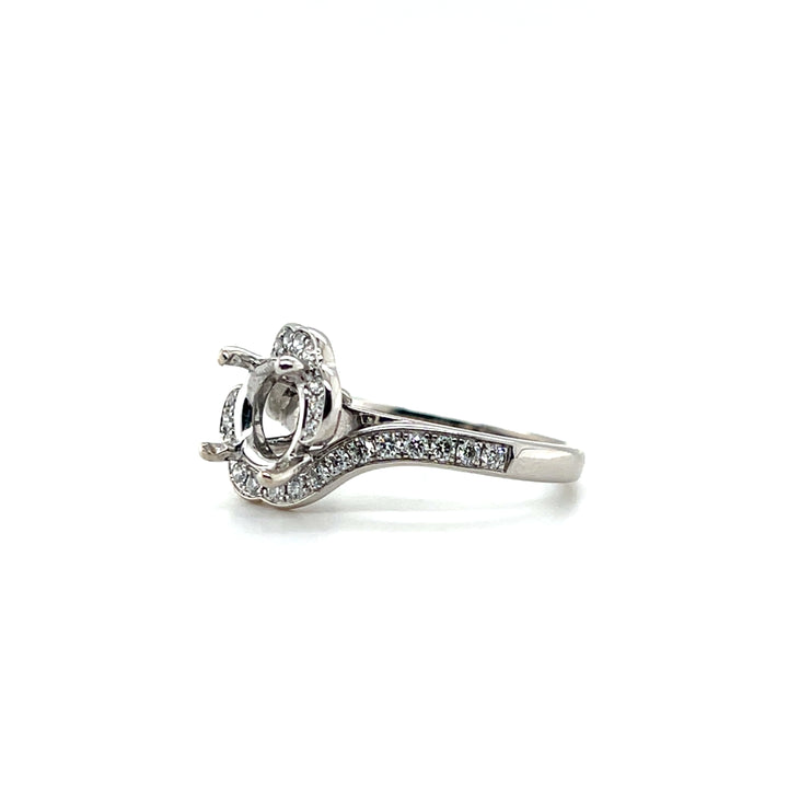 Estate 18K White Gold 0.49CTW Bypass Engagement Ring Mounting