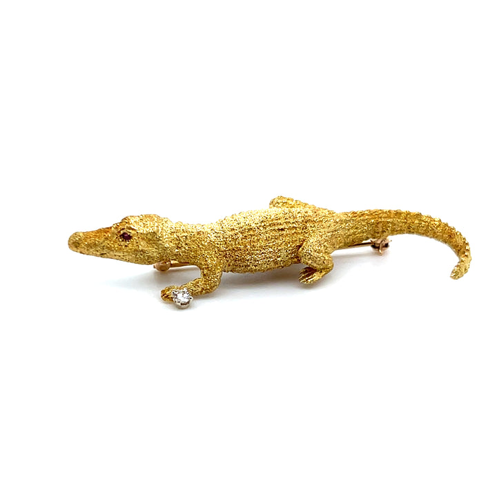 Estate 1970s 18K Yellow Gold Diamond & Ruby 3-D Alligator Brooch
