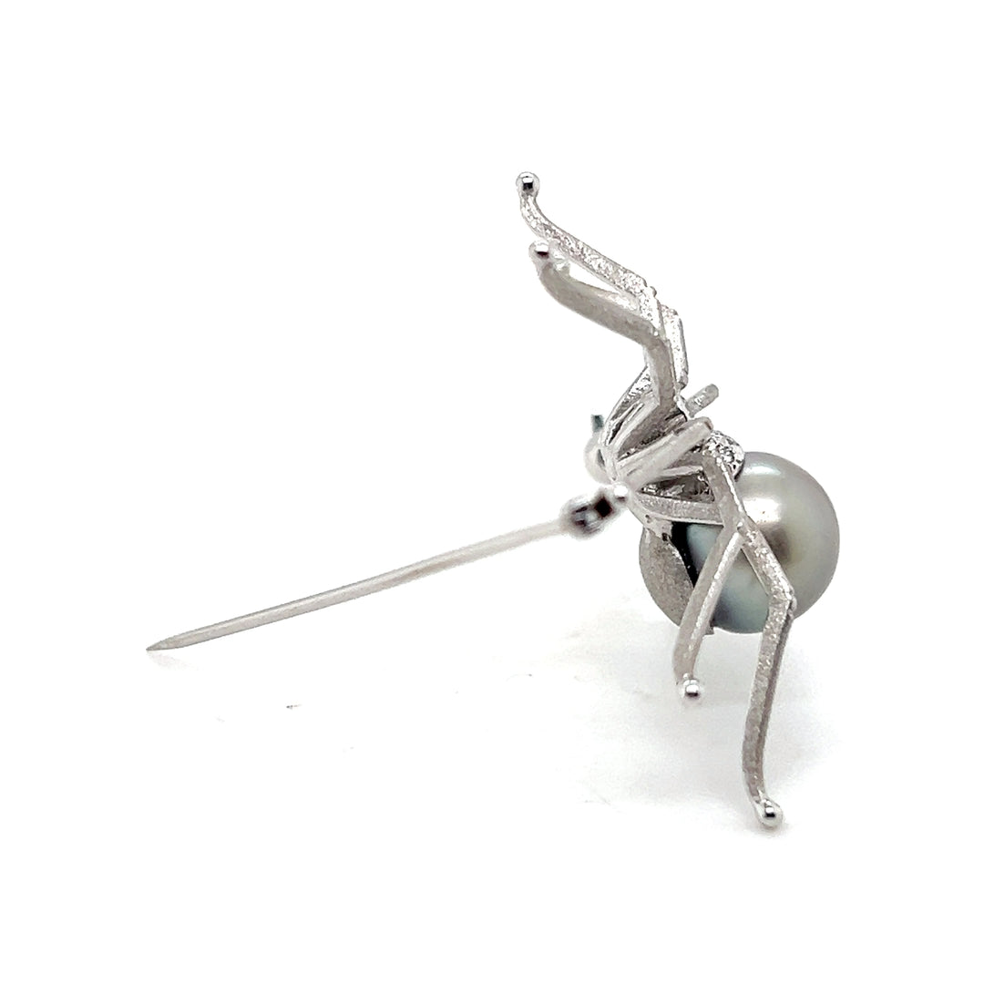 Estate 14KT White Gold Grey Pearl and Diamond Spider Brooch, Vintage