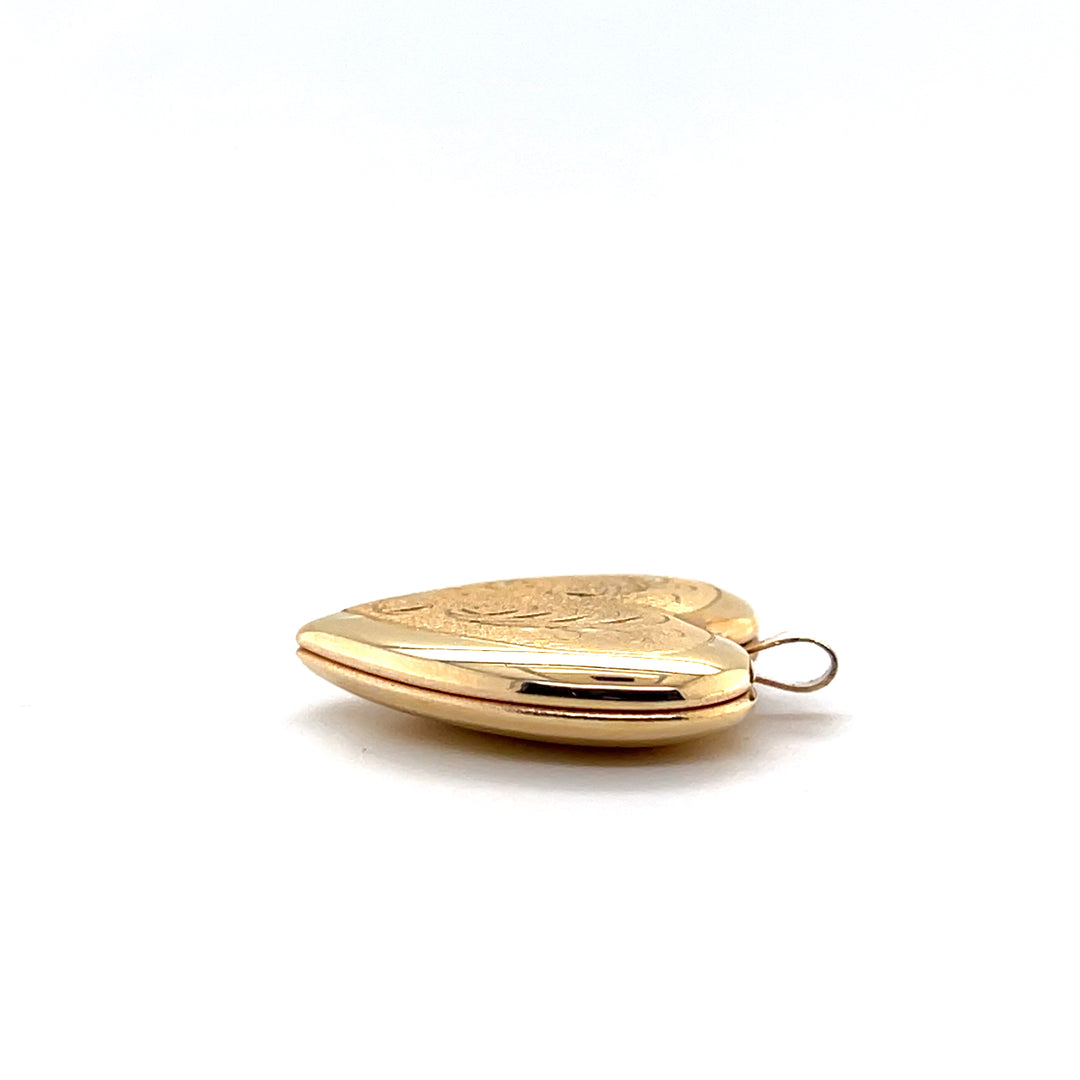 Estate 14K Yellow Gold Vintage Heart Locket Pendant