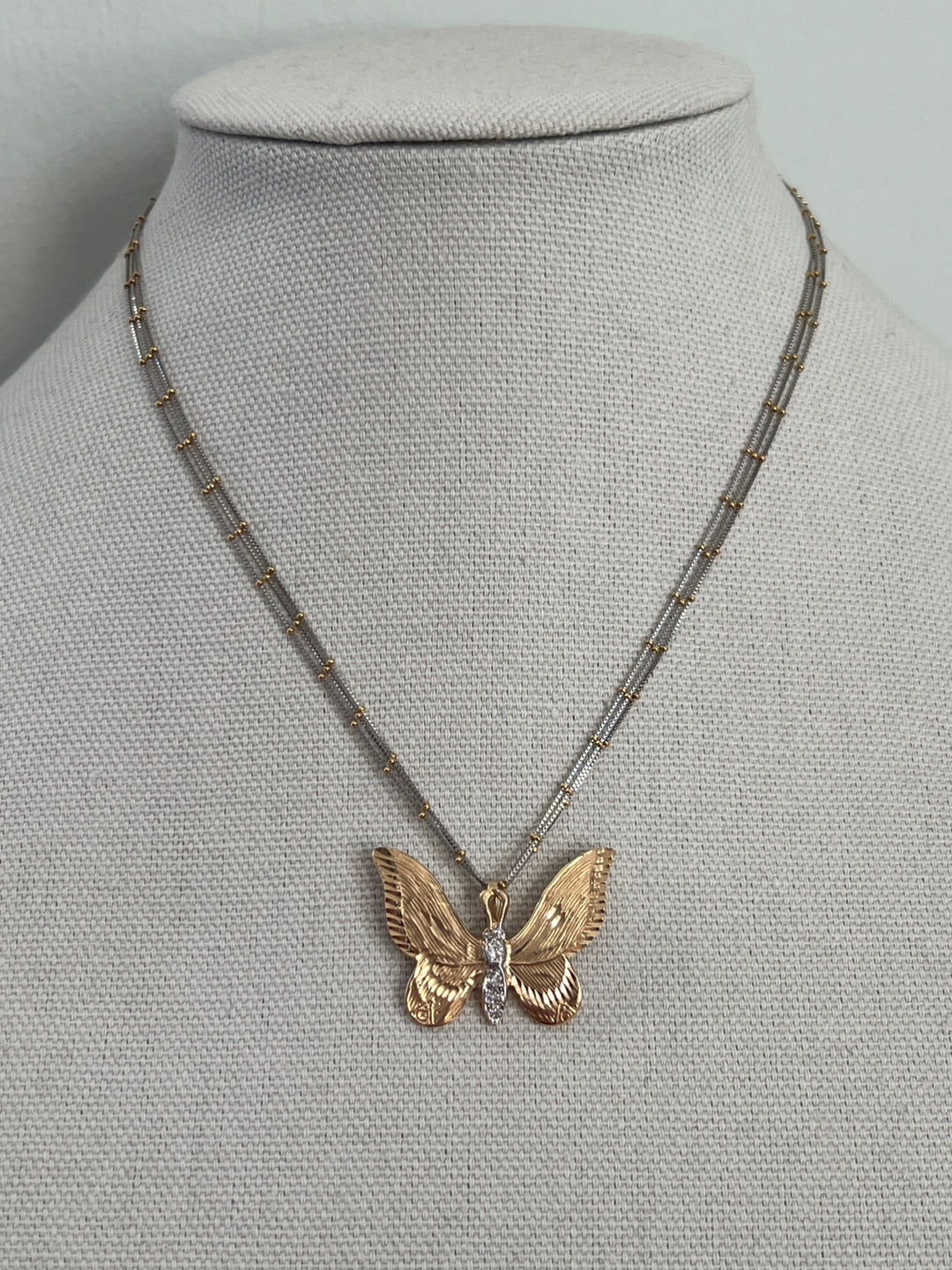 Estate 14K Yellow Gold 0.20CTW Diamond Butterfly Pendant