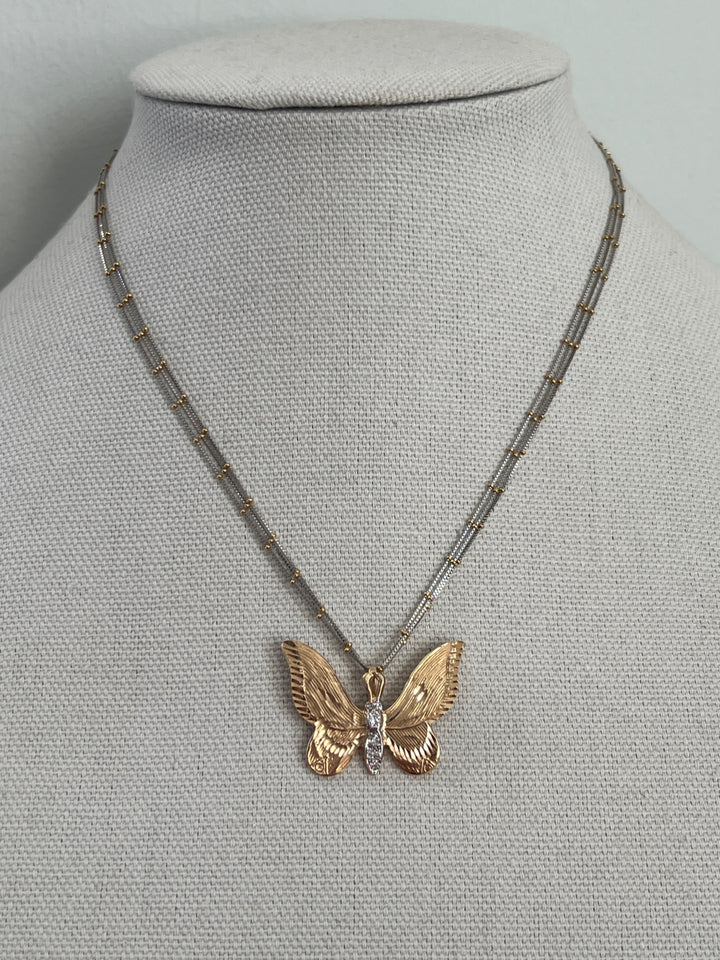 Estate 14K Yellow Gold 0.20CTW Diamond Butterfly Pendant