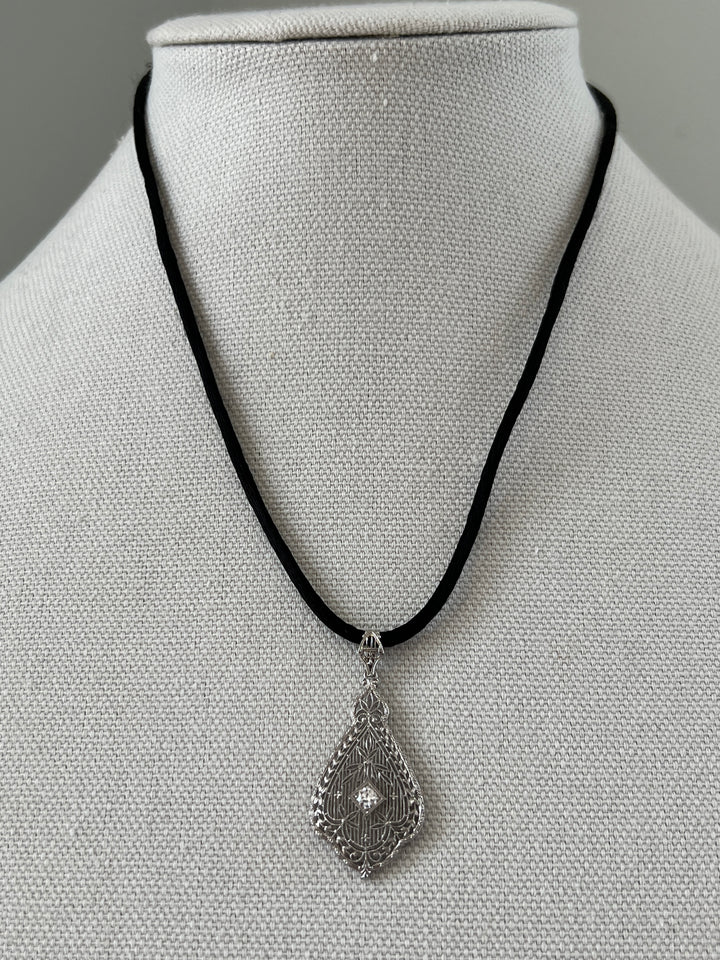 Estate 14K White Gold 0.20CTW Old European Cut Diamond Art Deco Filigree Pendant