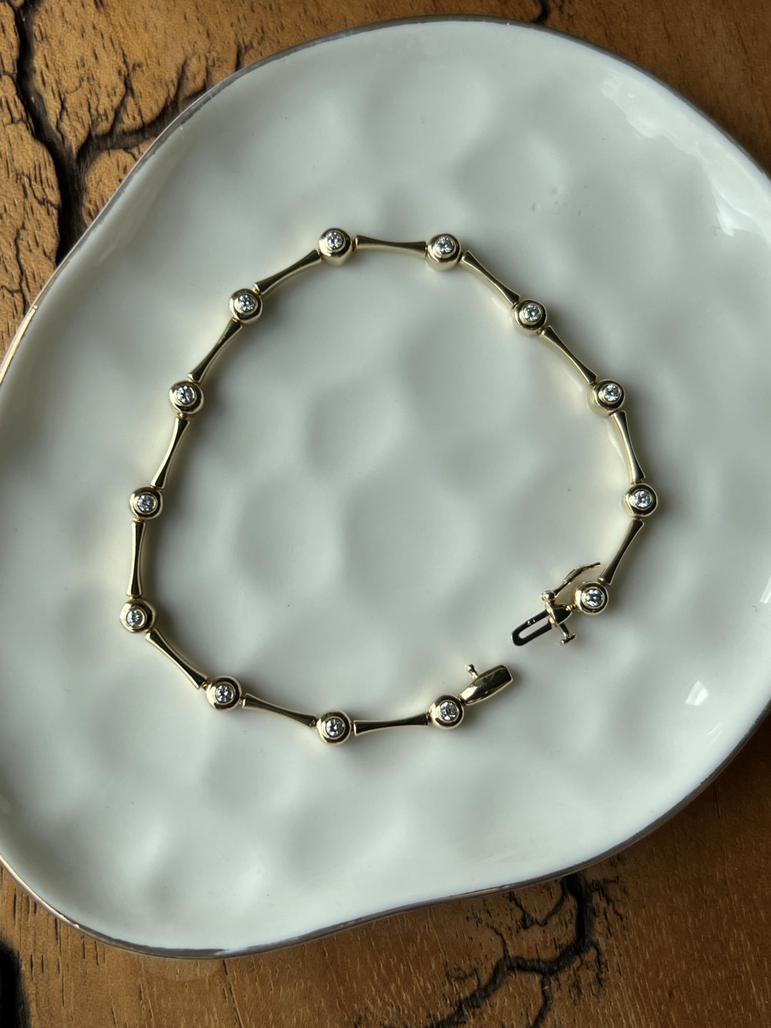 Estate 14K Yellow Gold 0.65CTW Diamond Bezel Link Vintage Bracelet