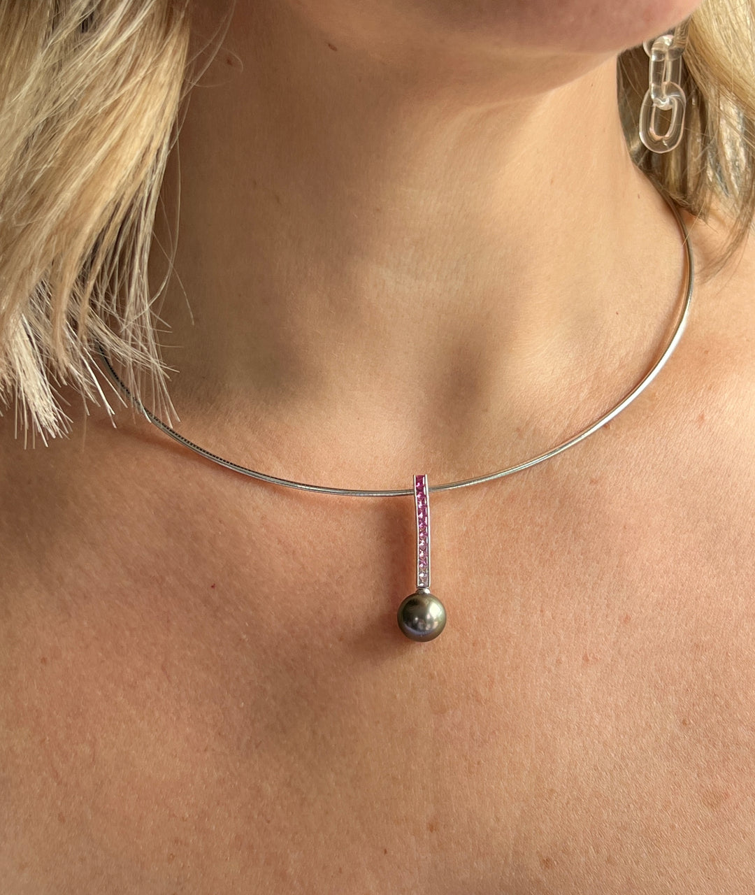 Estate 18K White Gold Mikimoto Pink Sapphire & Black Pearl Pendant Necklace