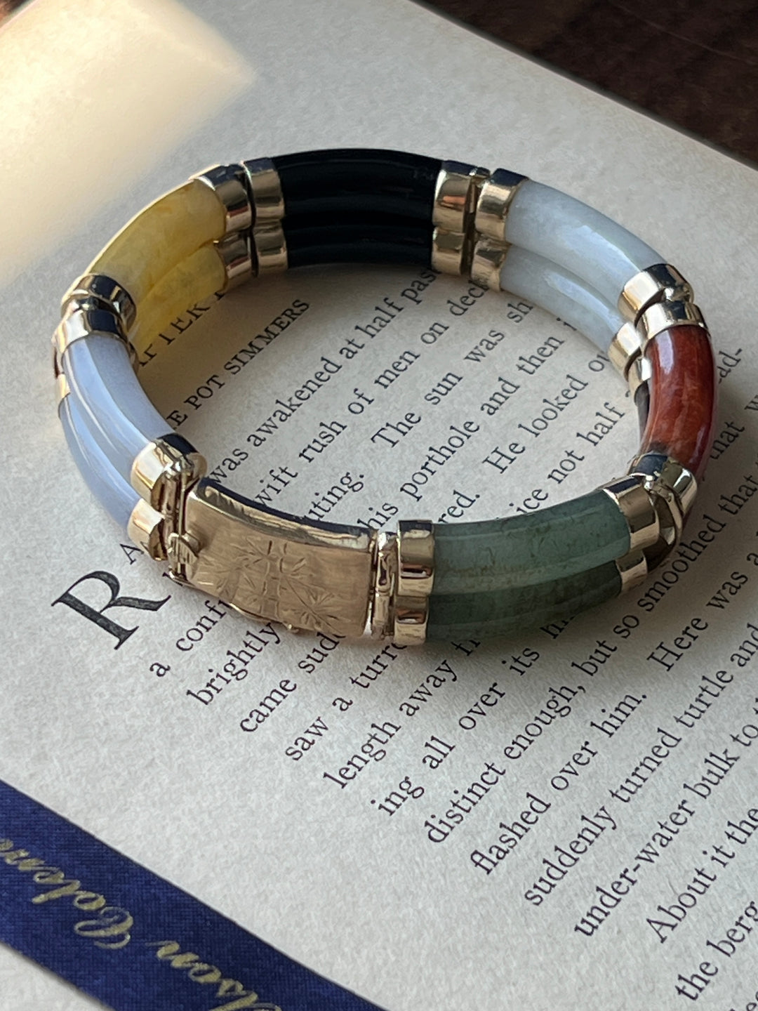 Estate 14K Yellow Gold Undyed Jade Tue Link Vintage Bracelet