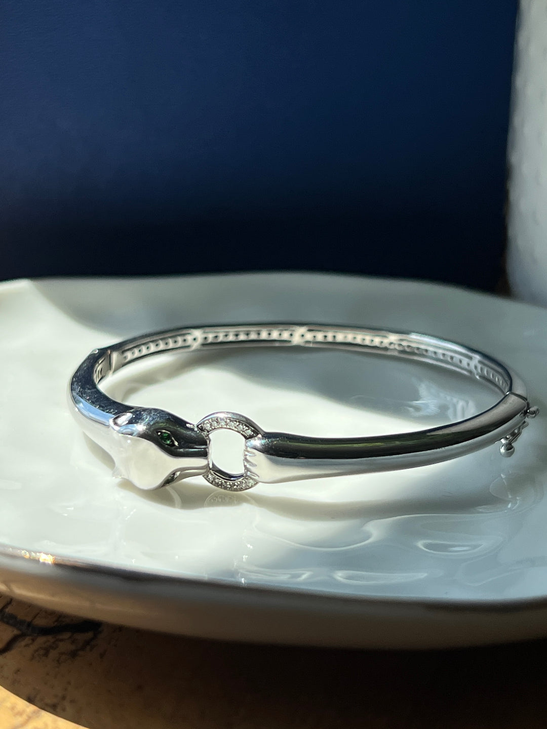 Estate Sterling Silver 0.10CTW Tsavorite Garnet &  Diamond Panther Bangle Bracelet by Effy