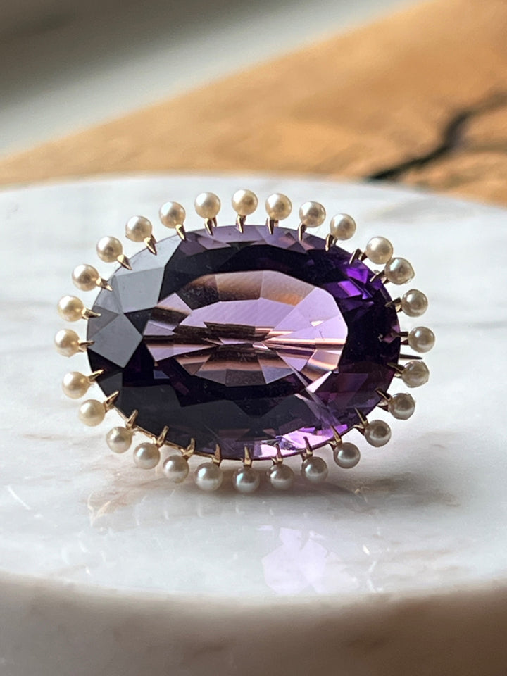 Estate 14K Yellow Gold Oval Amethyst and Pearl Victorian Brooch