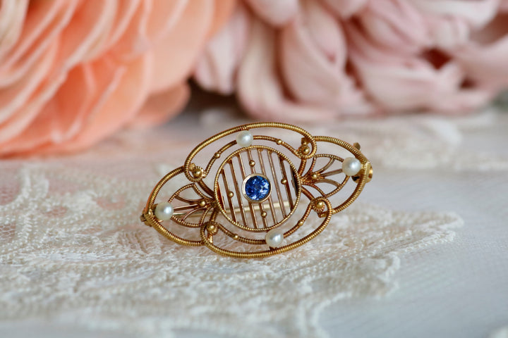 Estate Edwardian 14K Yellow Gold Blue Sapphire & Seed Pearl Filigree Brooch