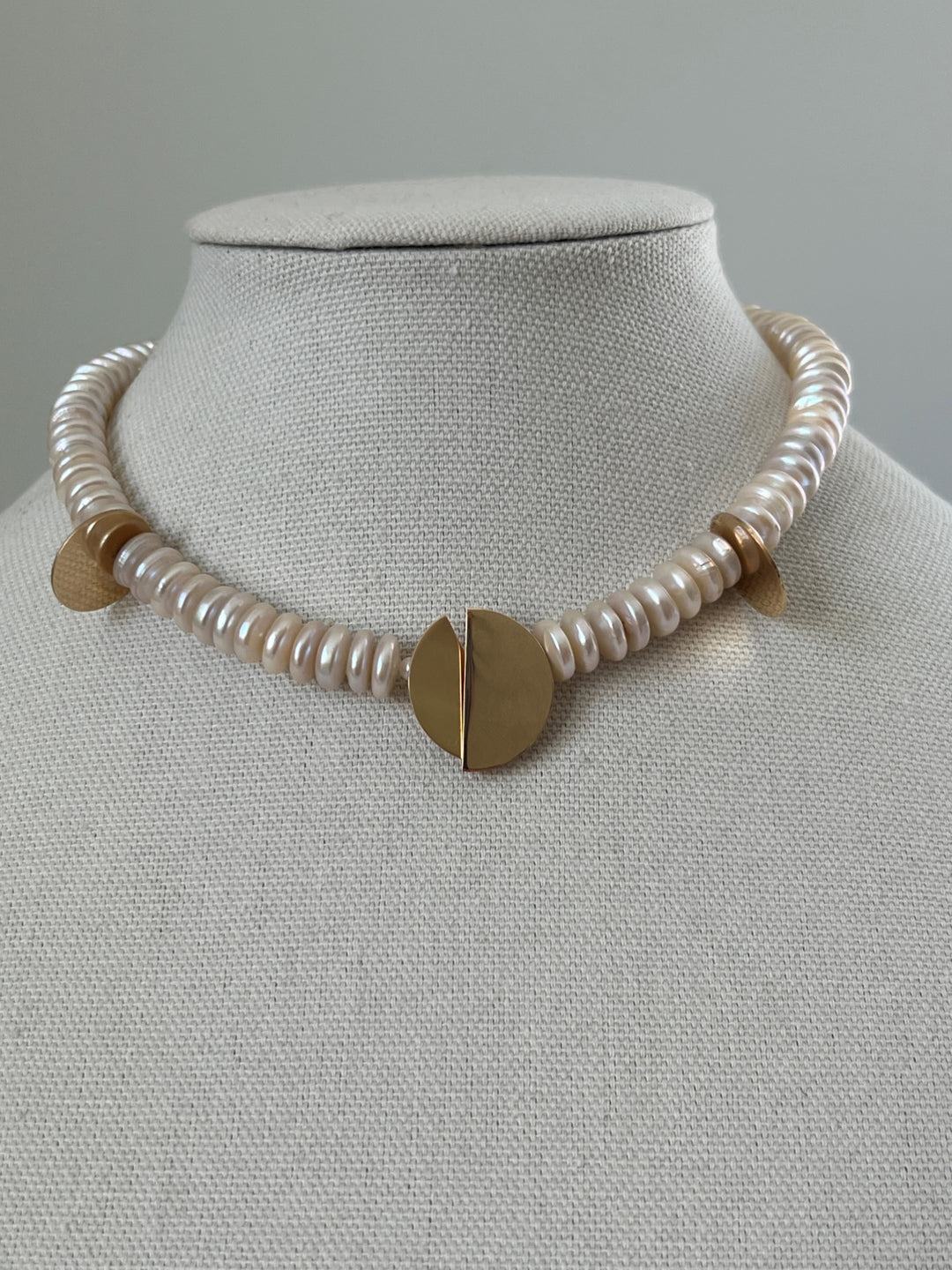 Estate Mid-Century Modern Betty Cooke 14K Yellow Gold Coin Pearl Necklace