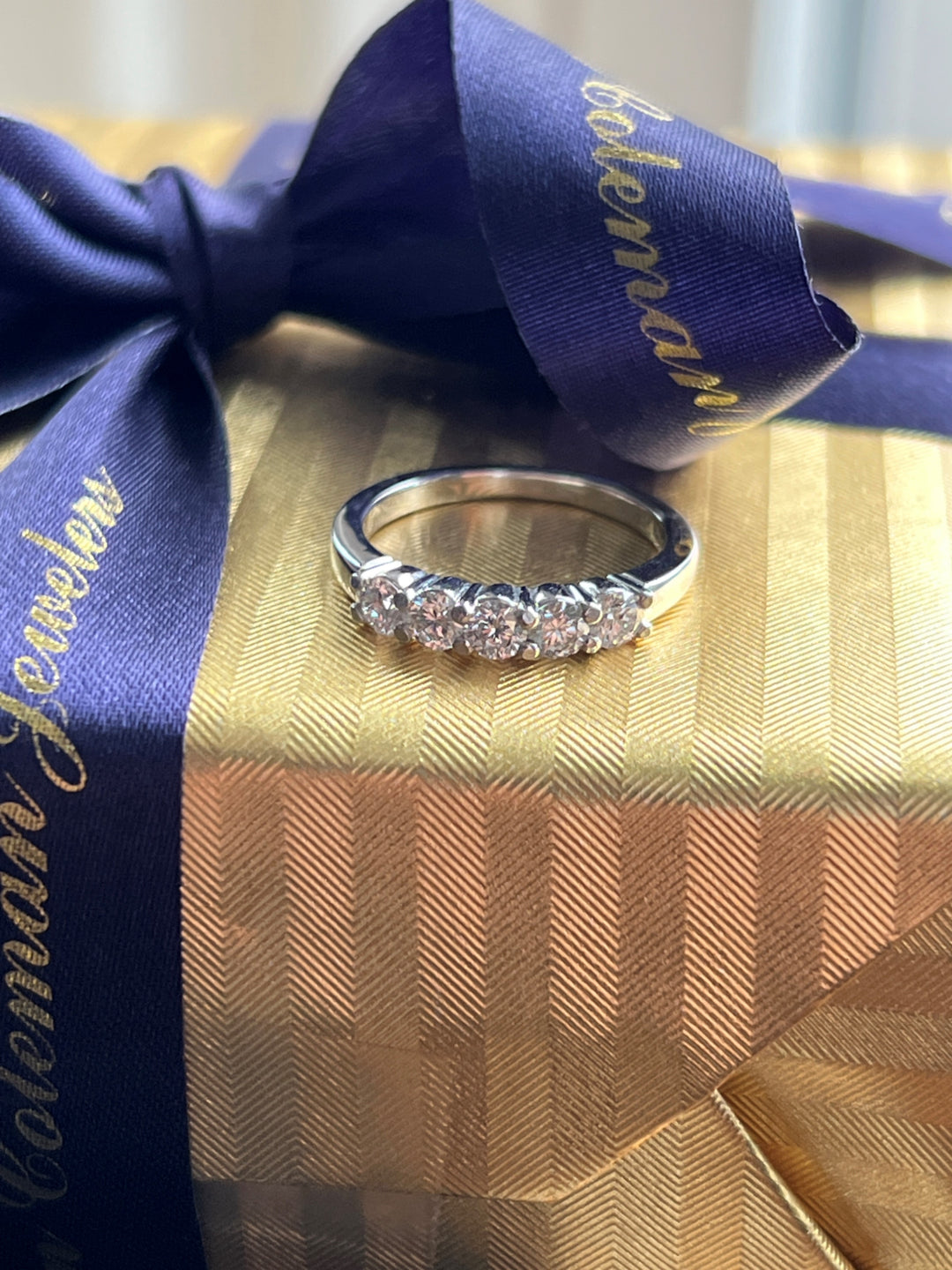 Estate 14K White Gold 0.55CTW Vintage Diamond Five-Stone Wedding Band