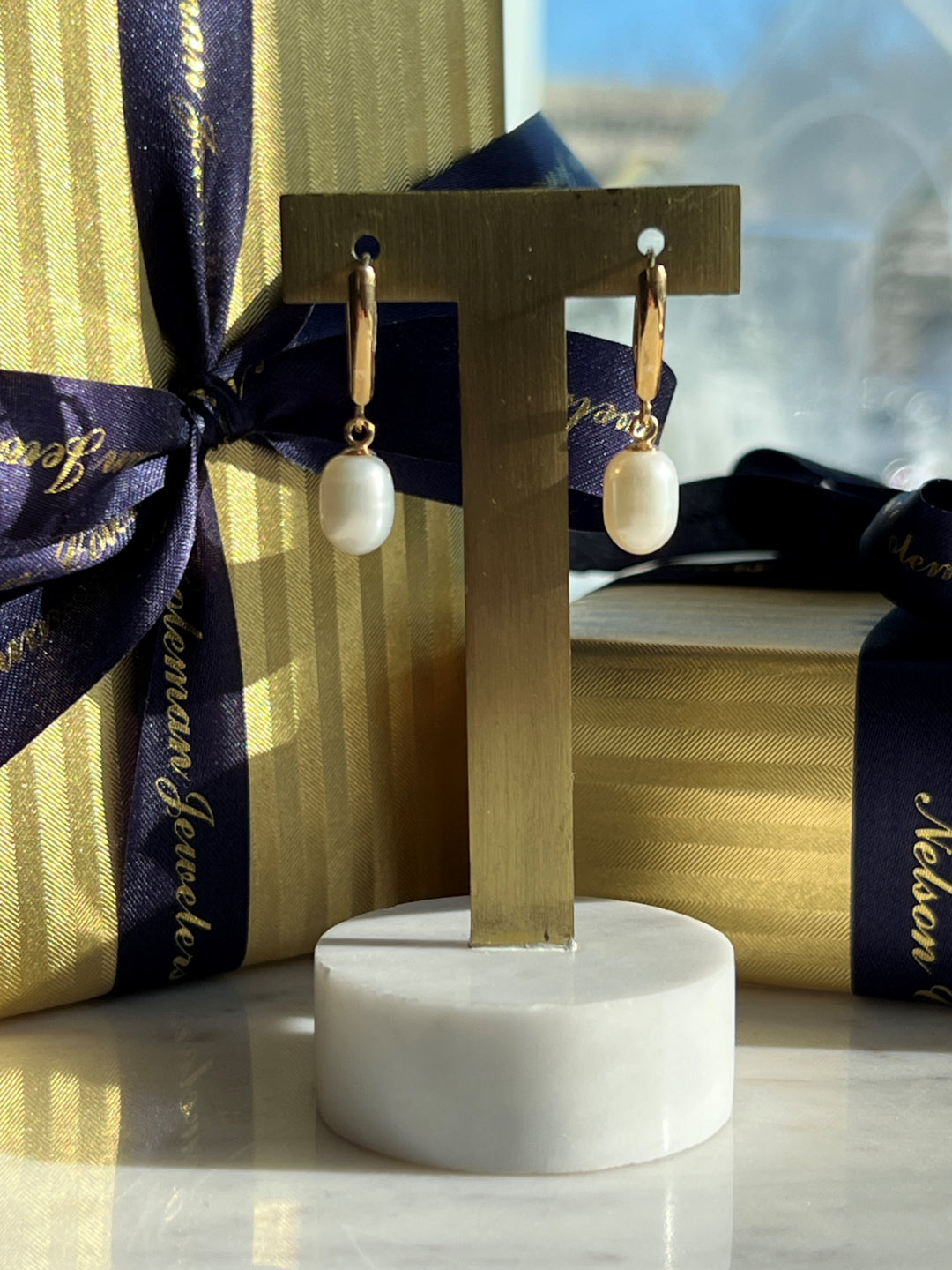 Estate 14K Yellow Gold Oval Freshwater Pearl Drop Earrings