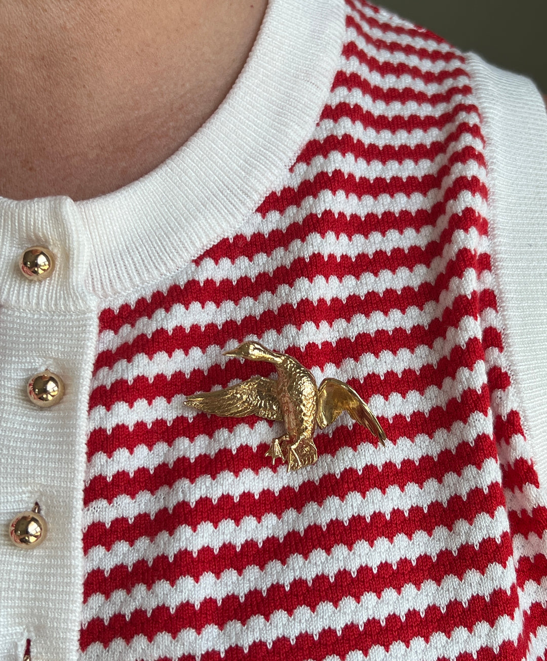 Estate 14K Yellow Gold Flying Duck Brooch