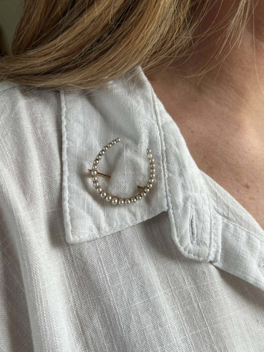 Estate 14K Yellow Gold Natural Seed Pearl Edwardian Horseshoe Brooch