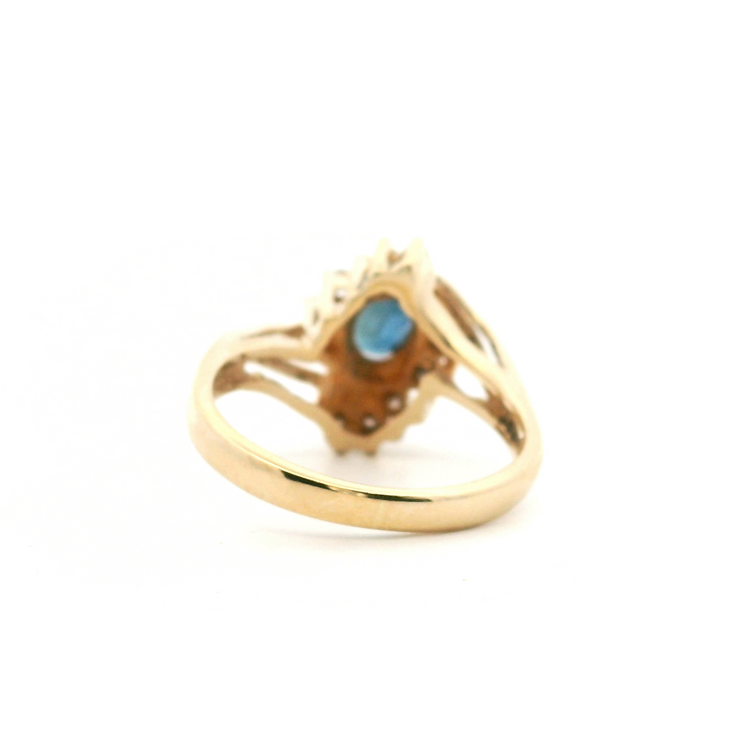 Estate 14K Yellow Gold 0.73CTW Oval Blue Sapphire and Diamond Bypass Ring