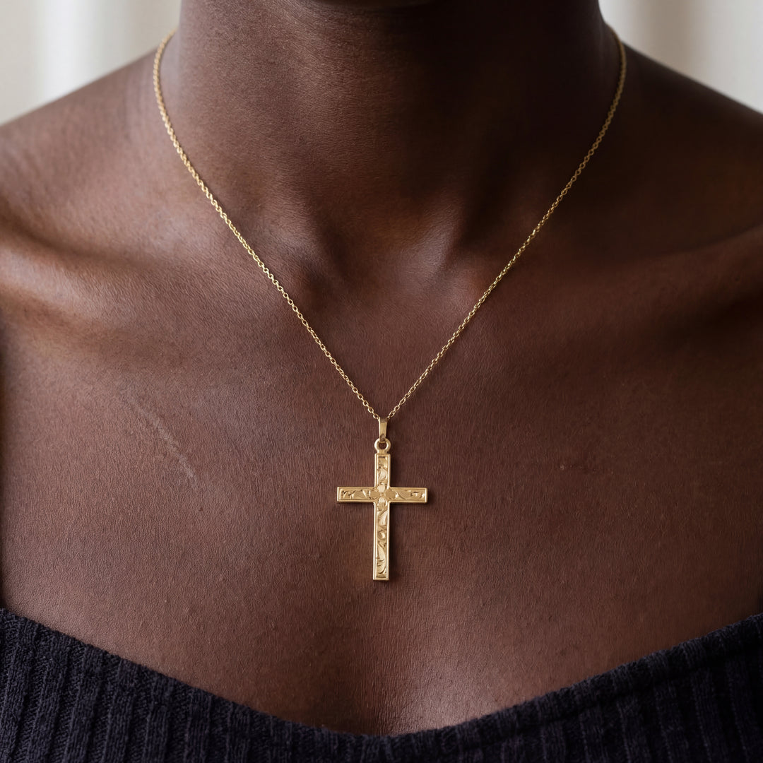 Estate 14K Yellow Gold Vintage Floral Engraved Cross Pendant Necklace