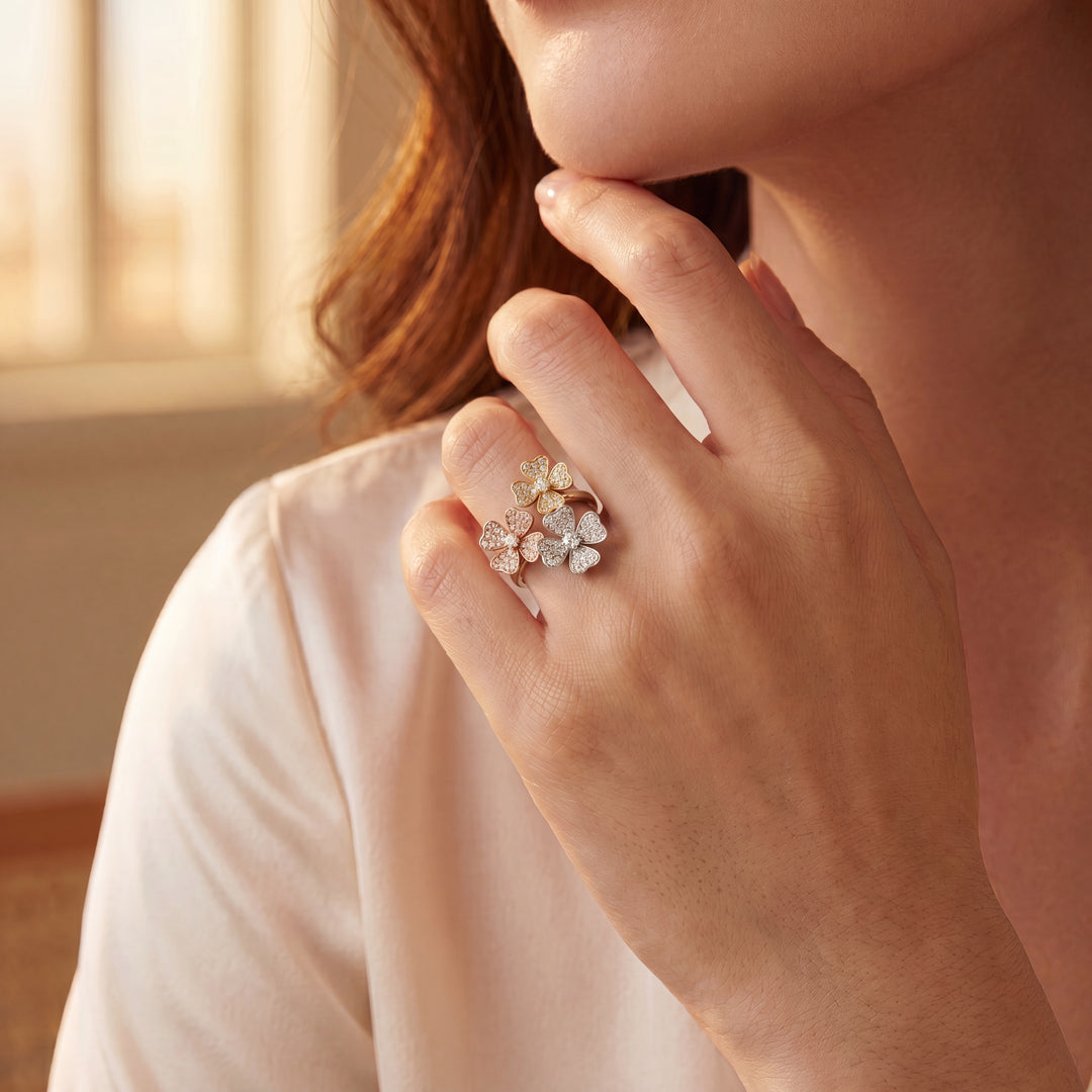 Estate14K Three Tone Gold 0.95CTW Diamond Flower Ring