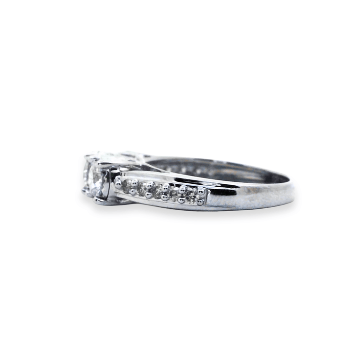 Estate 10K White Gold 1.03CTW Diamond Illusion Three-Stone Engagement Ring