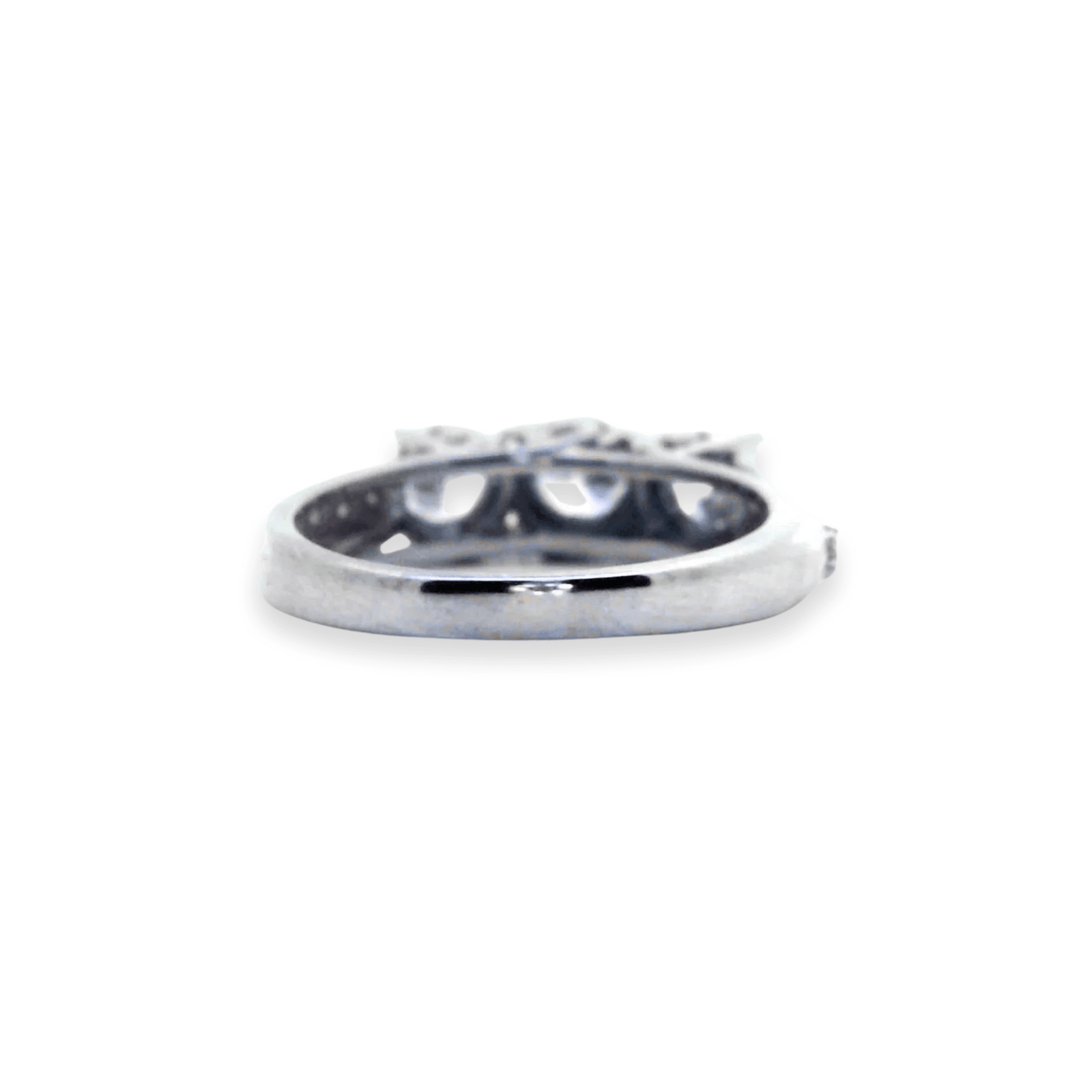 Estate 10K White Gold 1.03CTW Diamond Illusion Three-Stone Engagement Ring