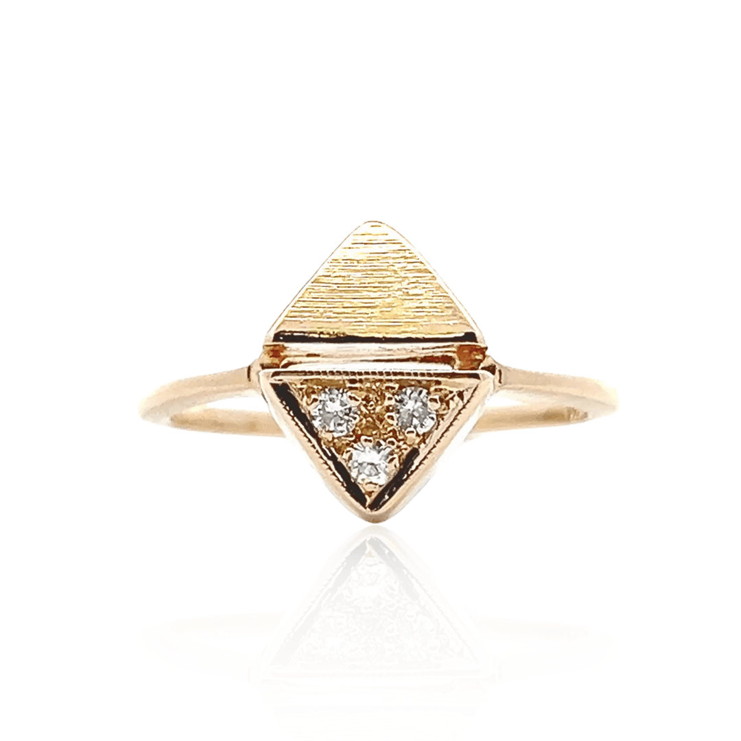 Estate 14K Yellow Gold 0.07CTW Diamond Triangle Ring