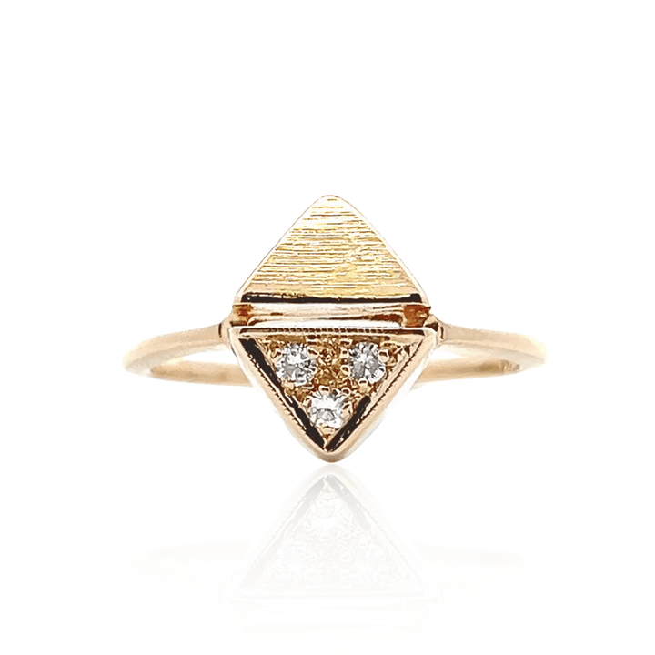 Estate 14K Yellow Gold 0.07CTW Diamond Triangle Ring