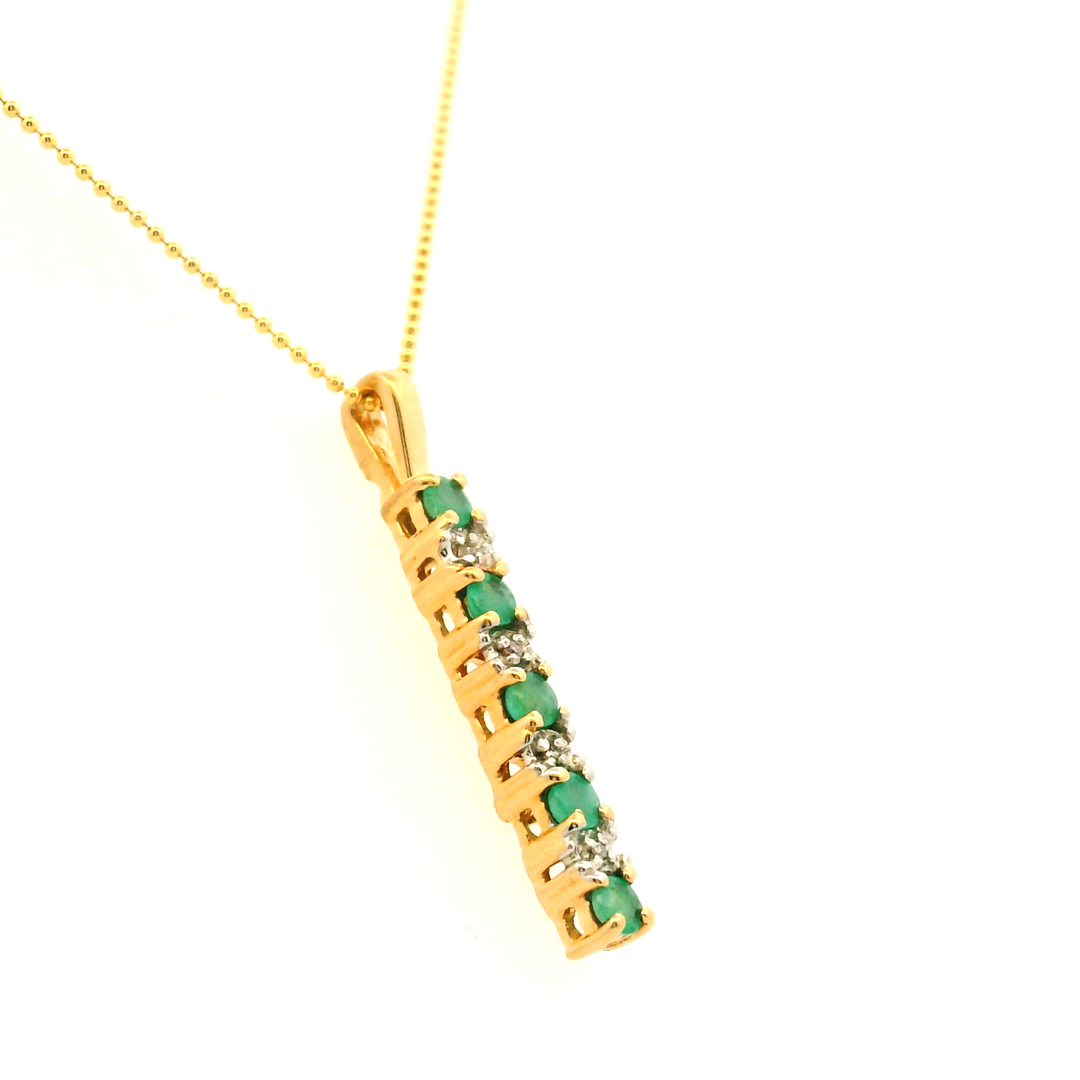 Estate 10K Yellow Gold 0.32CTW Emerald & Diamond Bar Pendant
