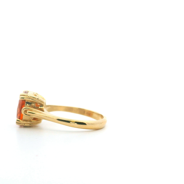 Estate 14KT Yellow Gold Oval Synthetic Orange Sapphire Solitaire Ring