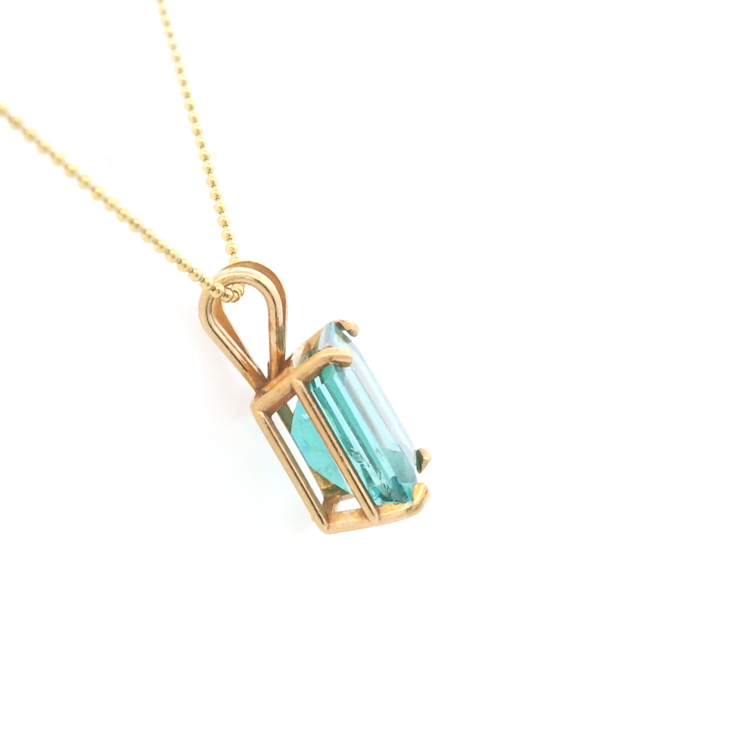 Estate 14KT Yellow Gold Emerald Cut Blue Apatite Pendant