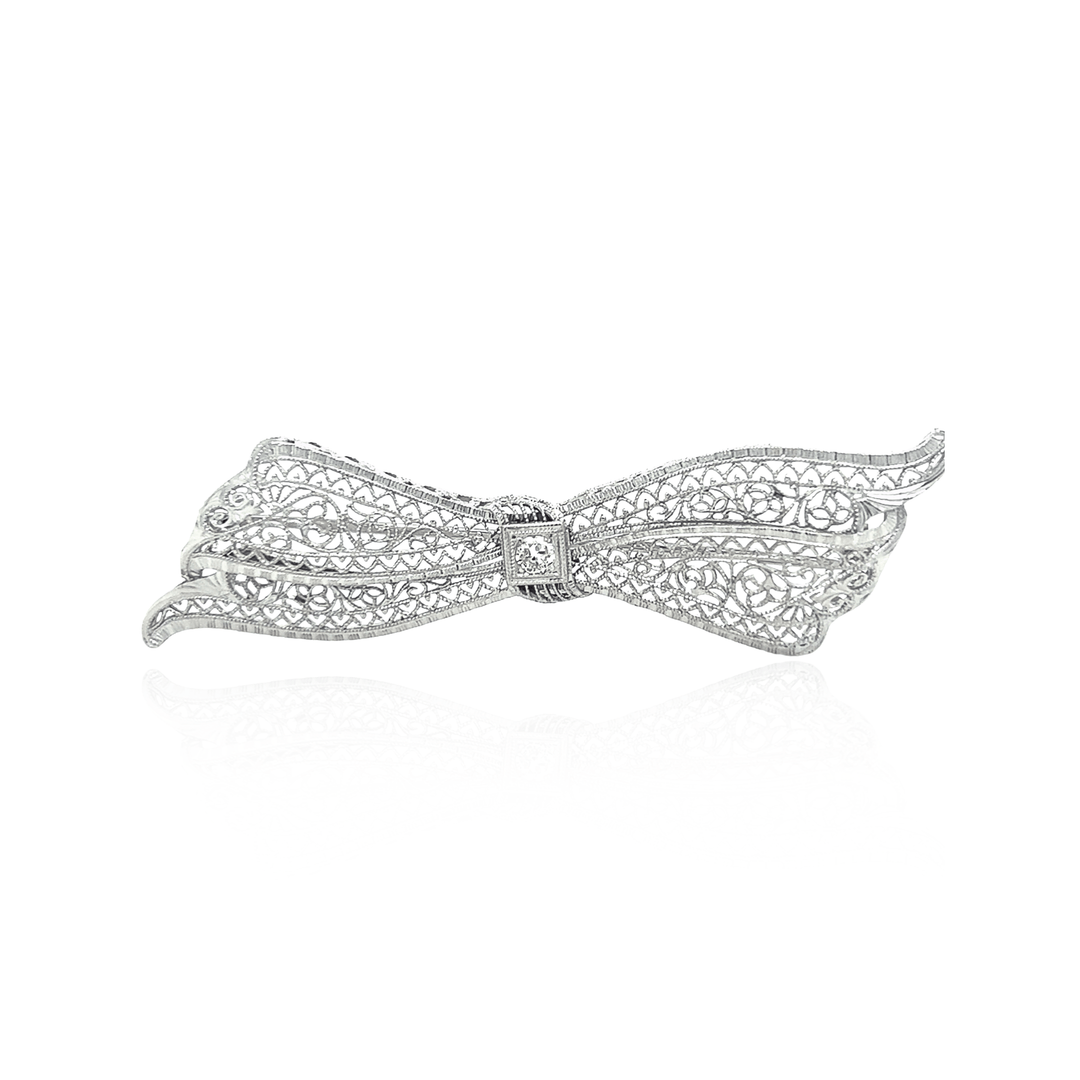 Estate 14K White Gold 0.07CTW Diamond Art Deco Filigree Bow Brooch