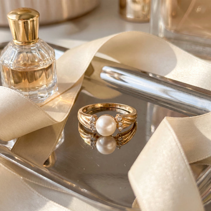 Estate 14K Yellow Gold Cultured Pearl & Diamond Ring