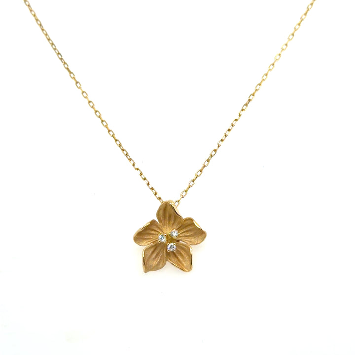 18K Yellow Gold 0.06CTW Diamond Flower Pendant Necklace