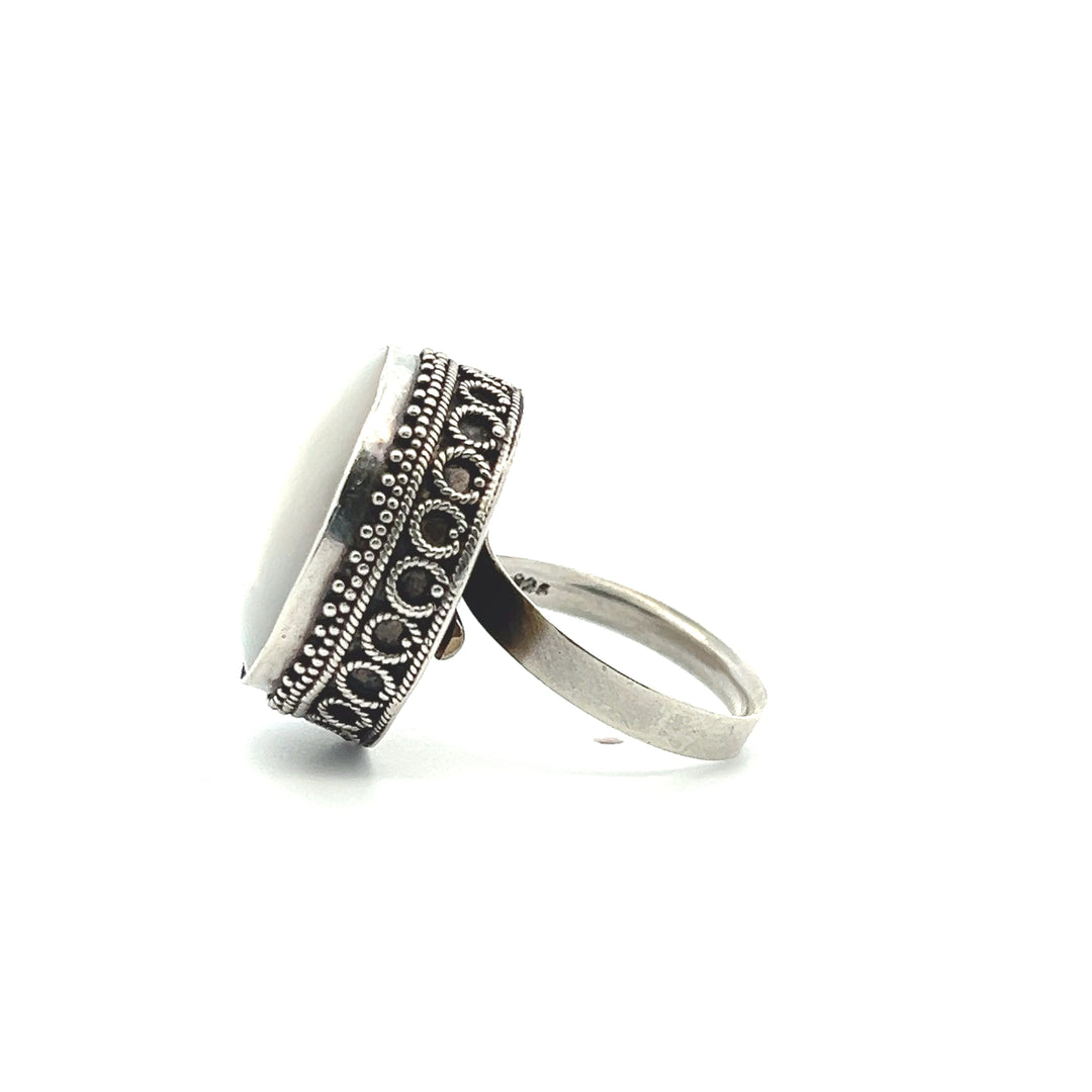 Estate Sterling Silver 20MM Round Cabochon Mother of Pearl Filigree Ring
