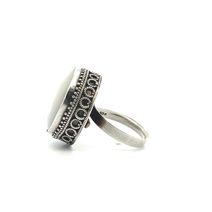 Estate Sterling Silver 20MM Round Cabochon Mother of Pearl Filigree Ring