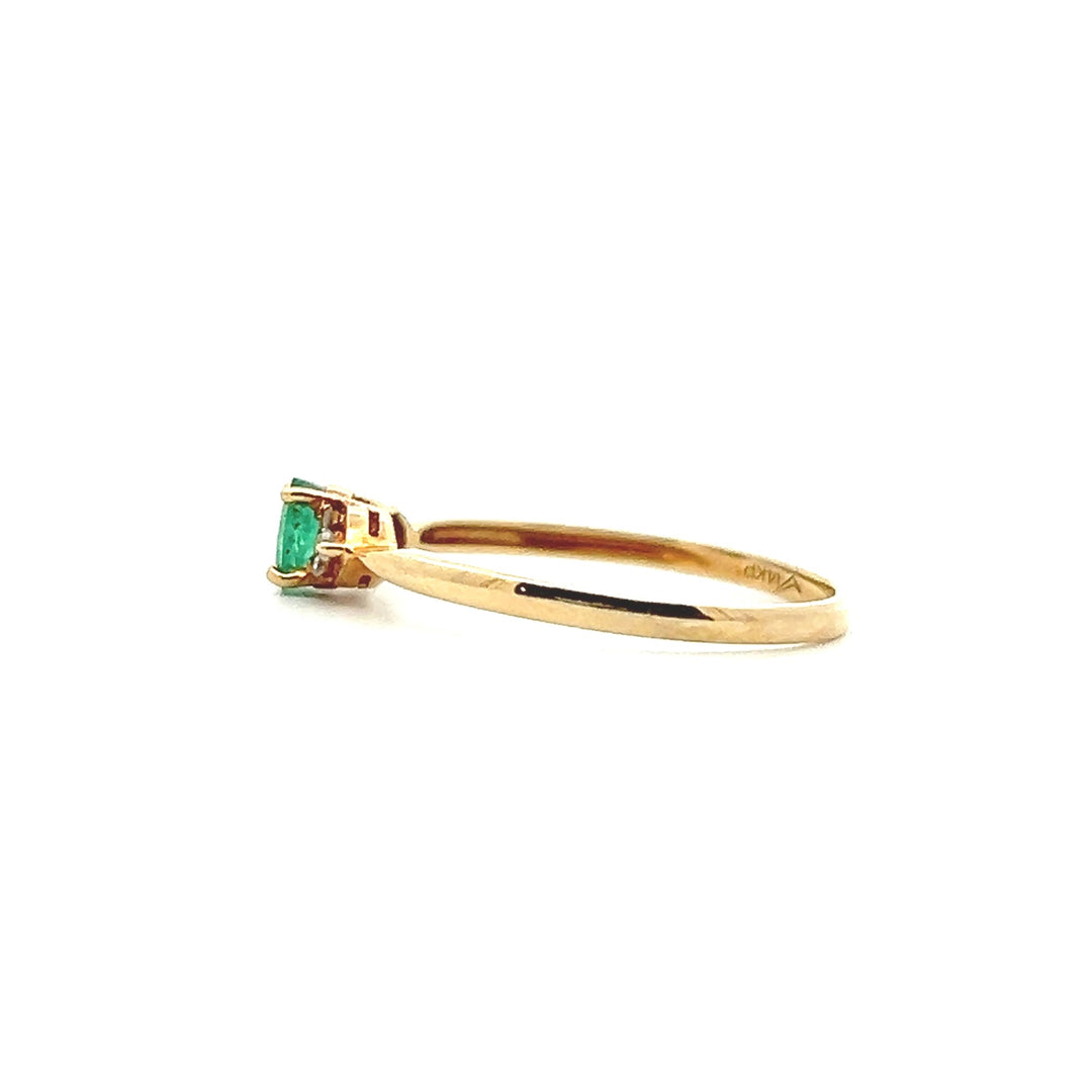 Estate 14K Yellow Gold Oval Emerald & Diamond Ring
