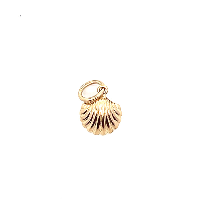 Estate 14K Yellow Gold Seashell Charm