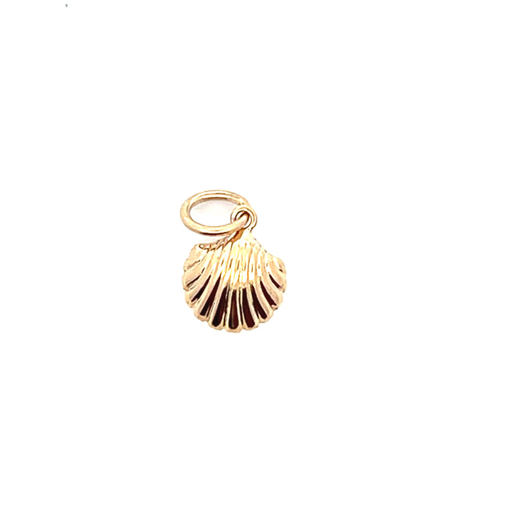 Estate 14K Yellow Gold Seashell Charm