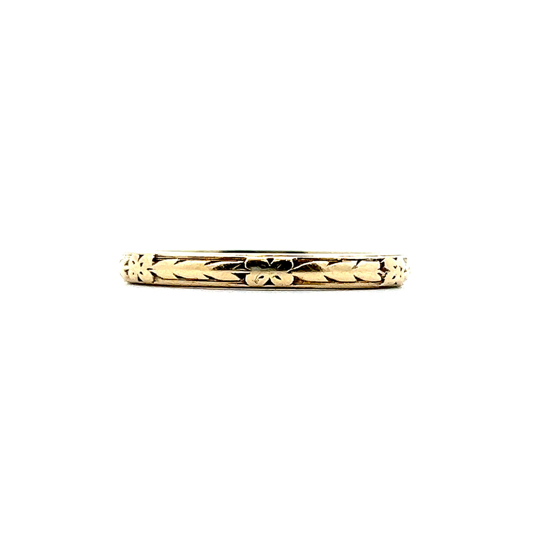 Estate 1940s 18K Yellow Gold Engraved Orange Blossom Band Ring