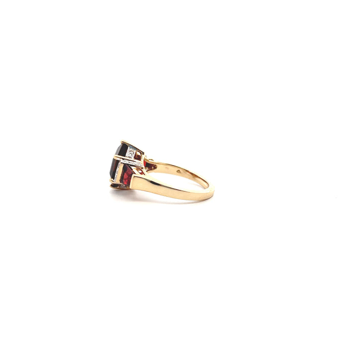 Estate 14KT Yellow Gold Hexagonal Smoky Quartz, Garnet & Diamond Three-Stone Ring