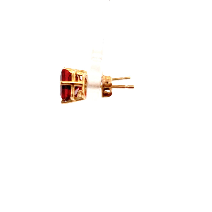 Estate 14KT Yellow Gold Square Garnet Studs