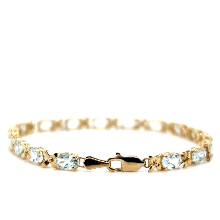 Estate 14KT Yellow Gold Aquamarine Flower Link Bracelet, ca. 1990's