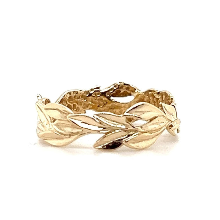 Estate 14K Yellow Gold Leaf Pattern Vintage Band