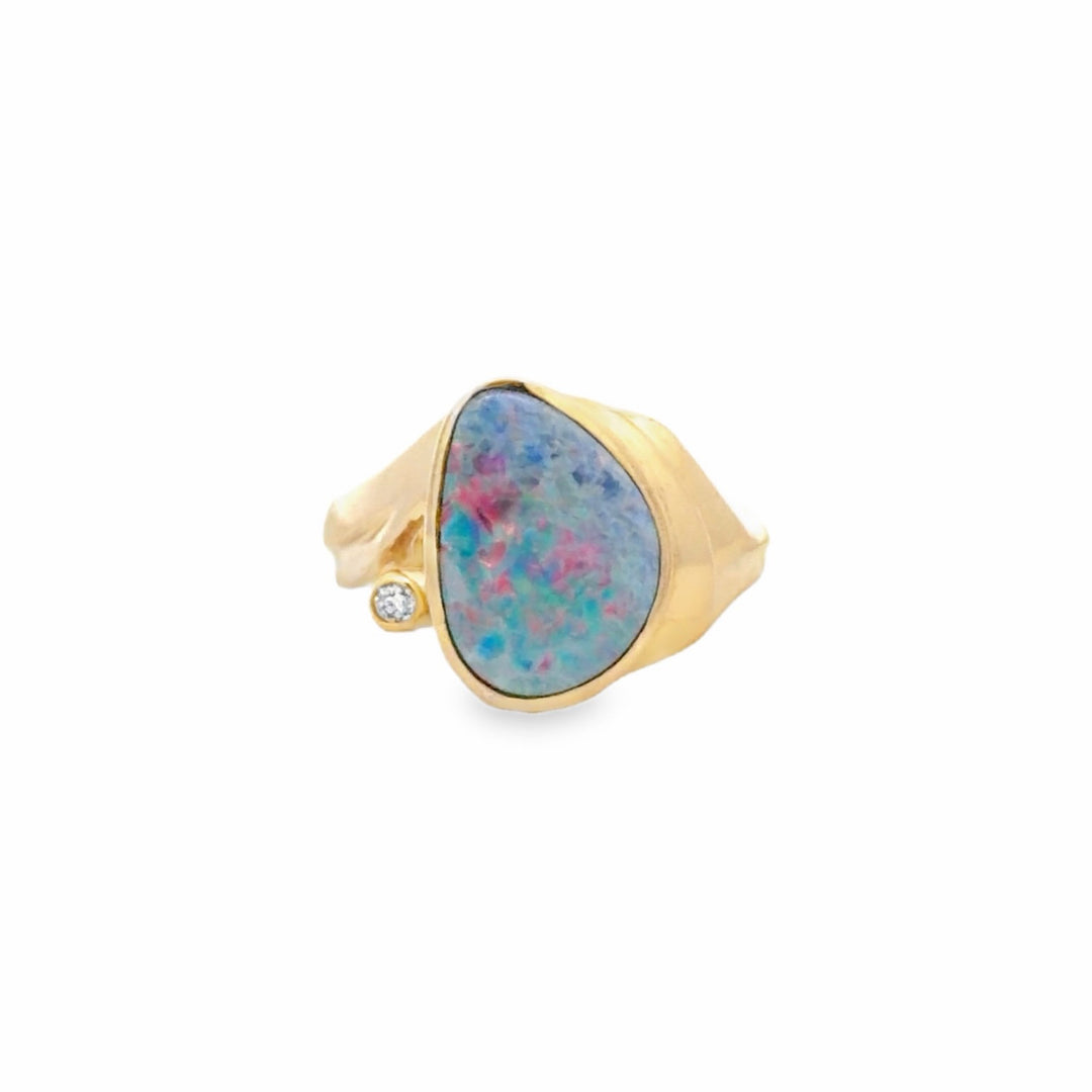 Estate 18K Yellow Gold Opal Solitaire Ring