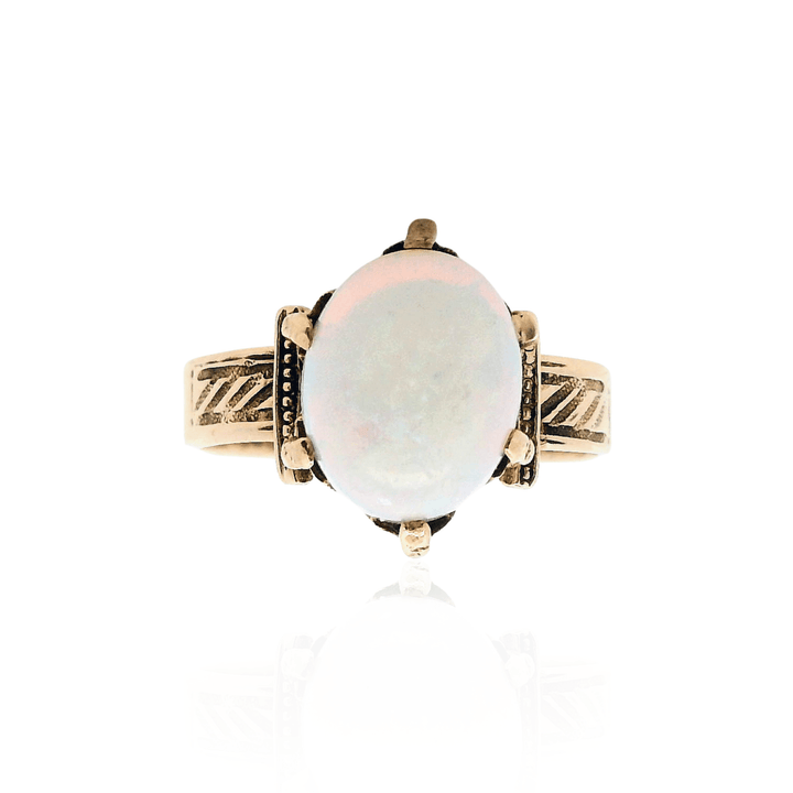 Estate 14K Yellow Gold Oval Cabochon Opal Solitaire Antique Ring