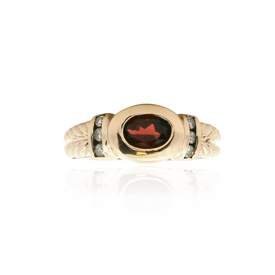 Estate 14K Yellow Gold 1.09CTW East-West Oval Garnet & Diamond Ring