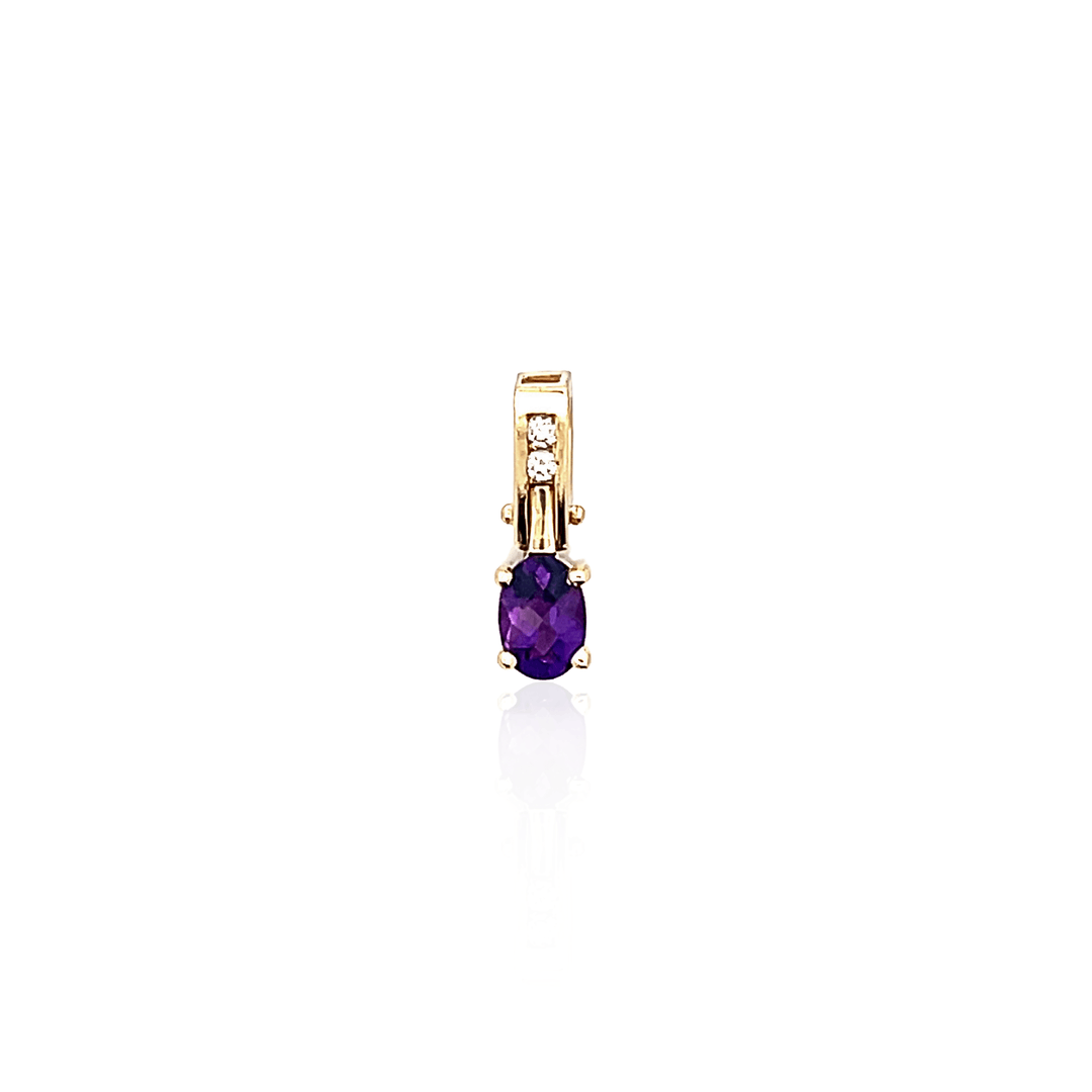 Estate 14KT Yellow Gold 0.65CTW Oval Amethyst and Diamond Pendant