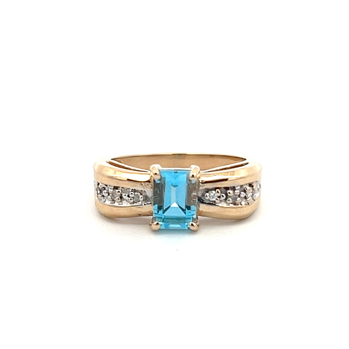 Estate 14K Yellow Gold Emerald Cut Blue Topaz & Diamond Ring