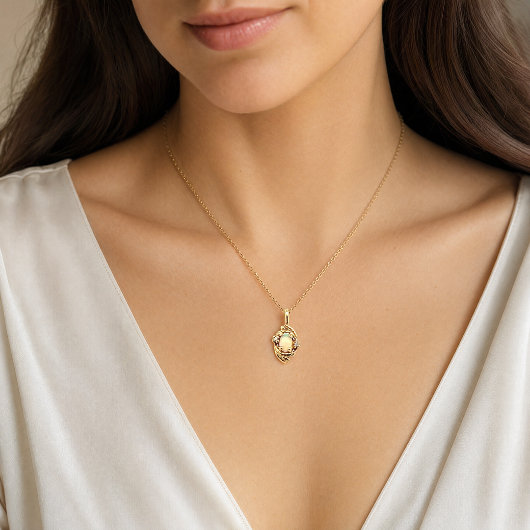Estate 14K Yellow Gold Oval Cabochon Opal & Diamond Pendant Necklace